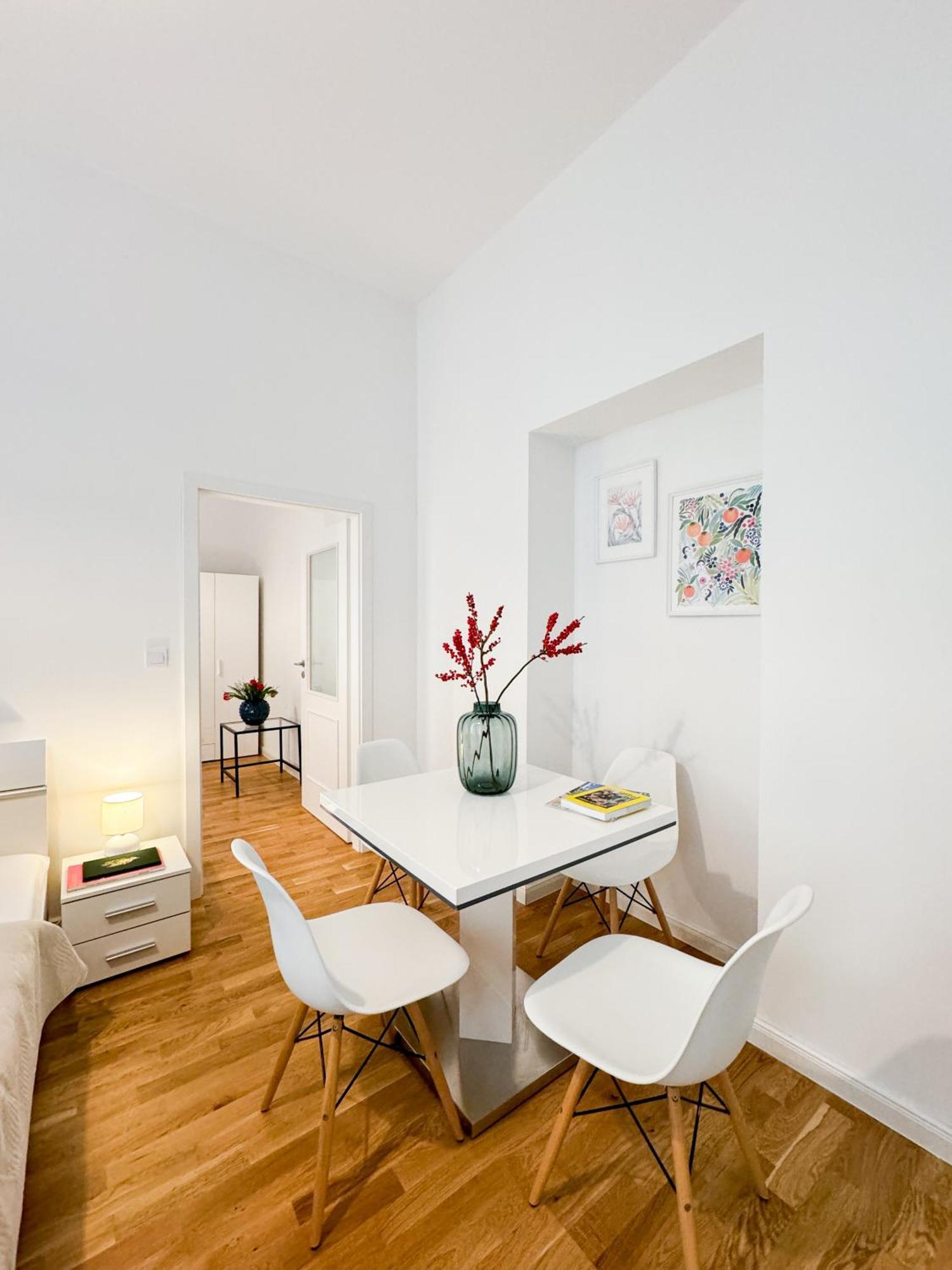 Turnkey I Wenceslas Square Apartments Prague Chambre photo